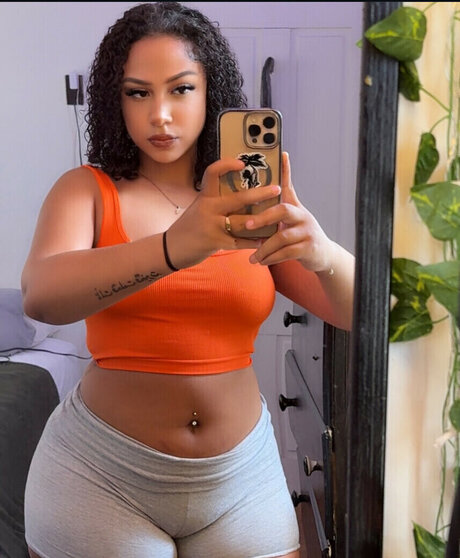 Thick Baddie Forevaa laii pornstar pretty img