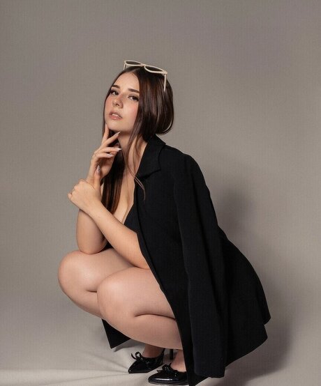 Marianahoyosr perfect star photos