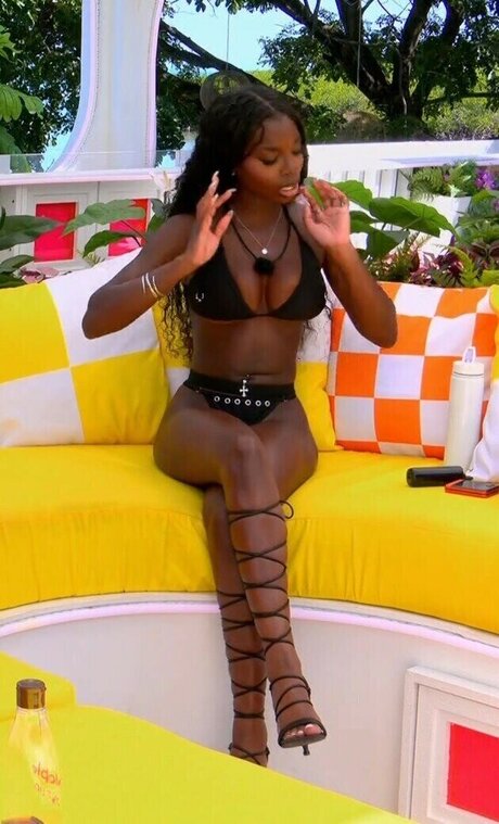 Olandria Carthen pornstar naked gallery