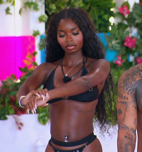 Olandria Carthen Quick model image