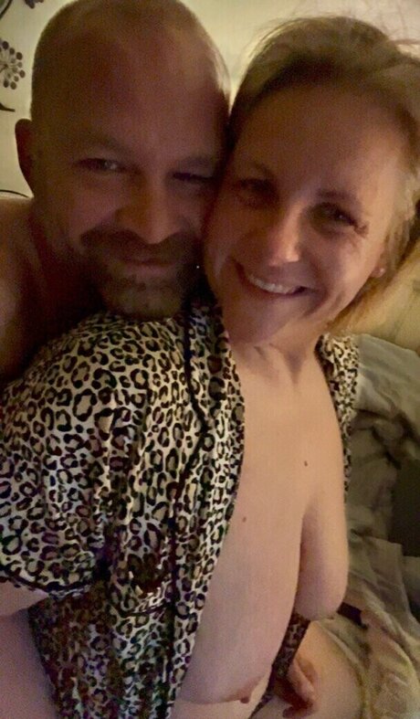 mmfluvah model picture