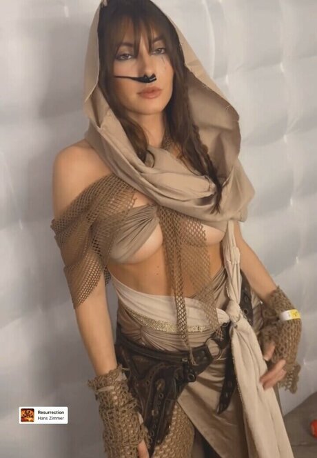 Sarah Kayleen model art photos