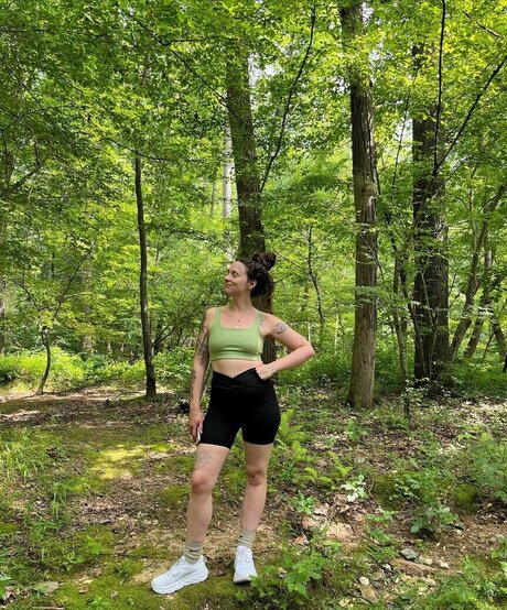 Katie Crutchfield model picture