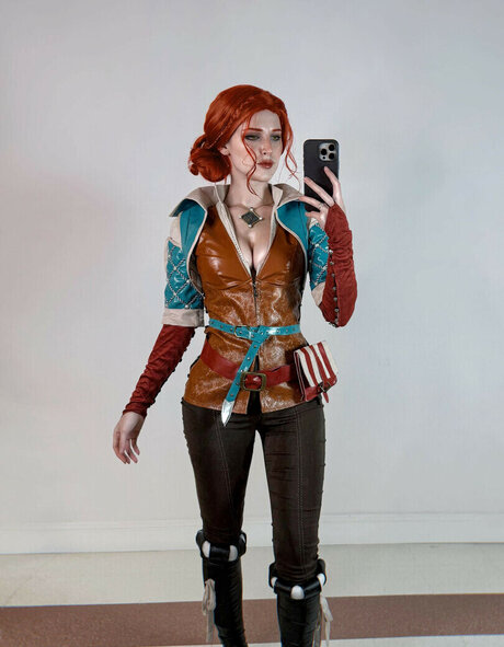 Vi Morrigan model erotic galleries