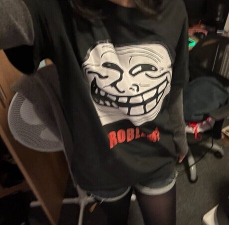 Elfinpsyop hot actress photo