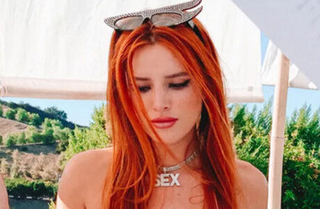 Bella Thorne star pornographic pic