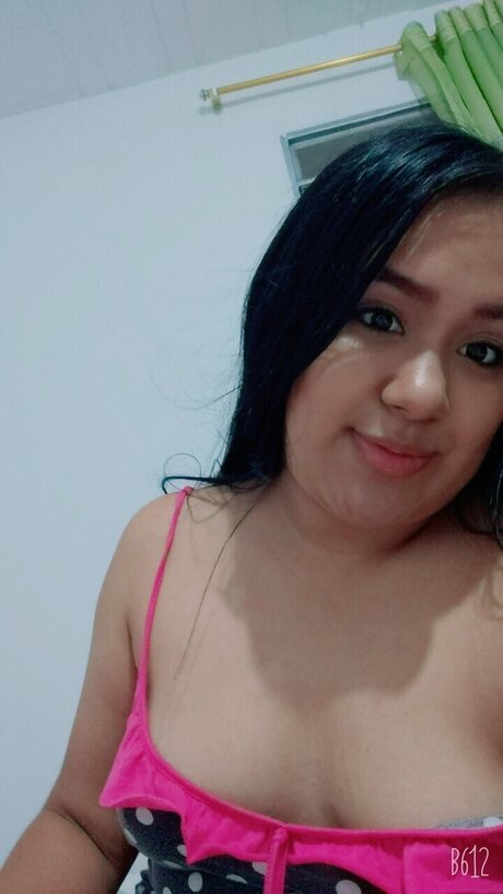 Yenifer liceth garzon rayo beautiful model galleries