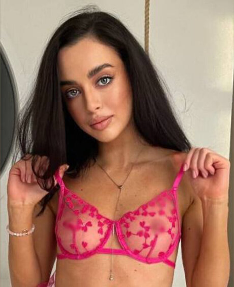 Nomi Noir model nude photo