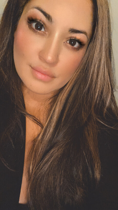 Lelie liCks porn star gallery