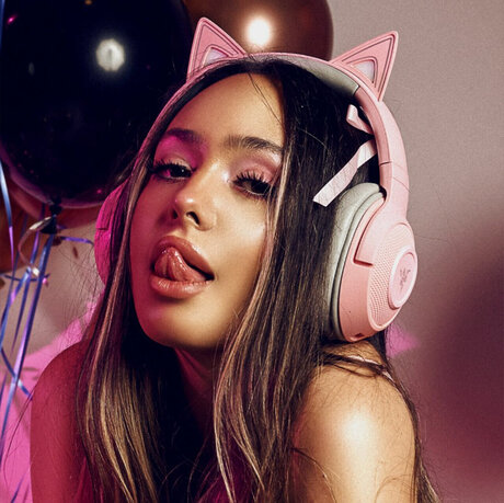 _Molly model art images