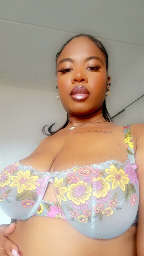 Jadee Gold top star photos