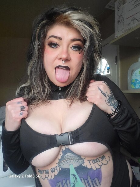 CheyKwanDoeFREE sex actress image