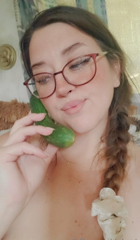 bunny velvet nudes actress pics