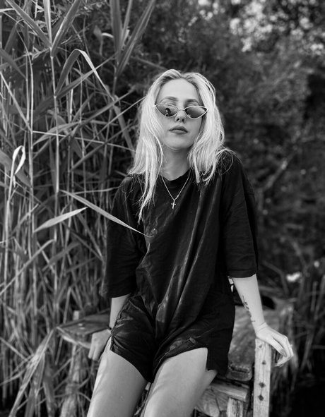 jassietailorfree sexy star galleries