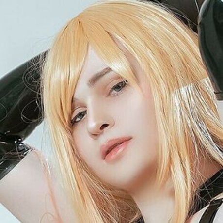 sneakylol beautiful model pic