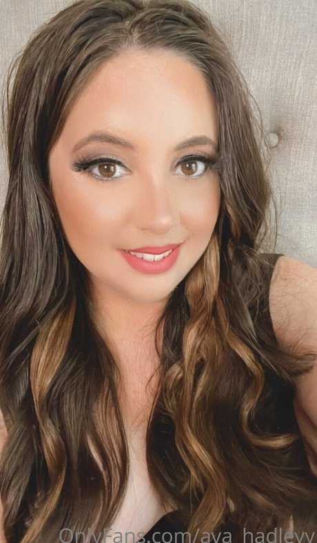 ava hadleyy star pretty pictures