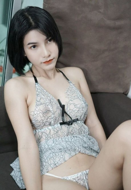 tonaor r star pornographic images