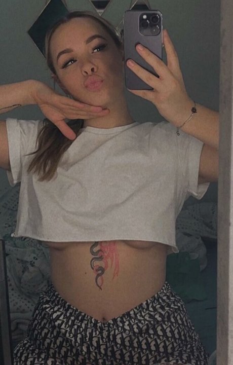 eyes onlyfans free nude pics