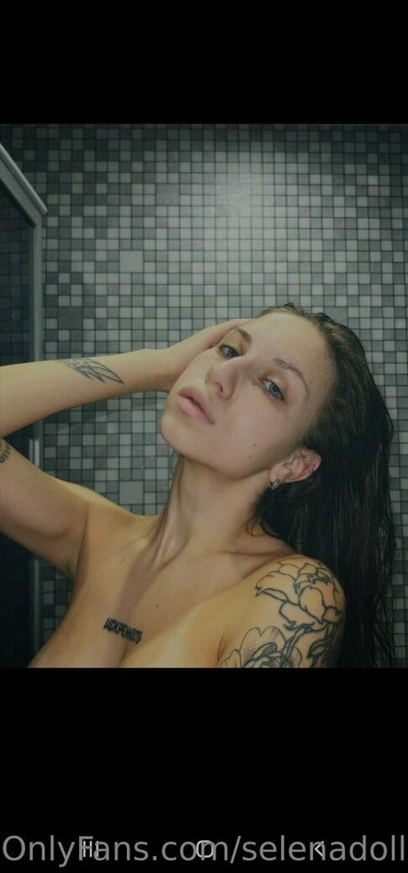 selenaadoll star porn picture