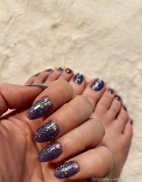 blonde femboy onlyfans perfect images