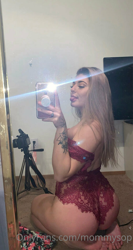 Mommysop naked star gallery