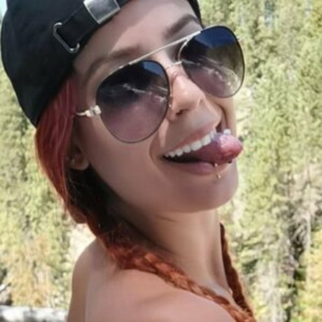 naketalickitung exclusive star picture