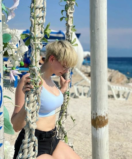 Nicetya star hd photo