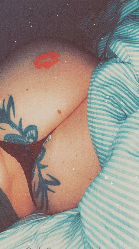 cheyyxxx naked star img