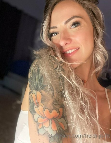 moderngomorrah exclusive pornstar pic