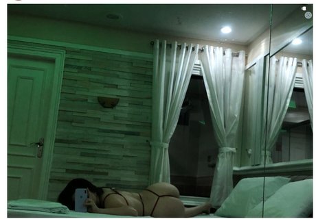 Jhulie Sophie star art galleries