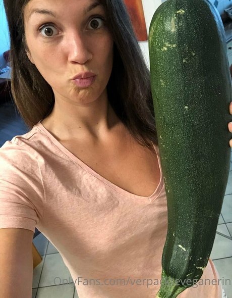verpackteveganerin model nudes image