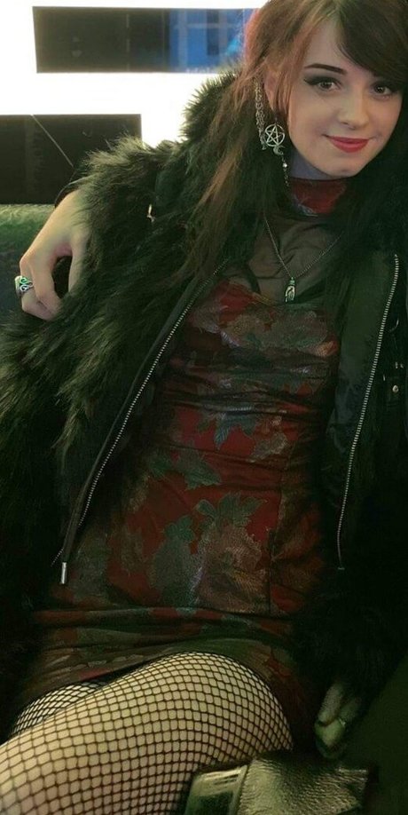 Apricot top star photo