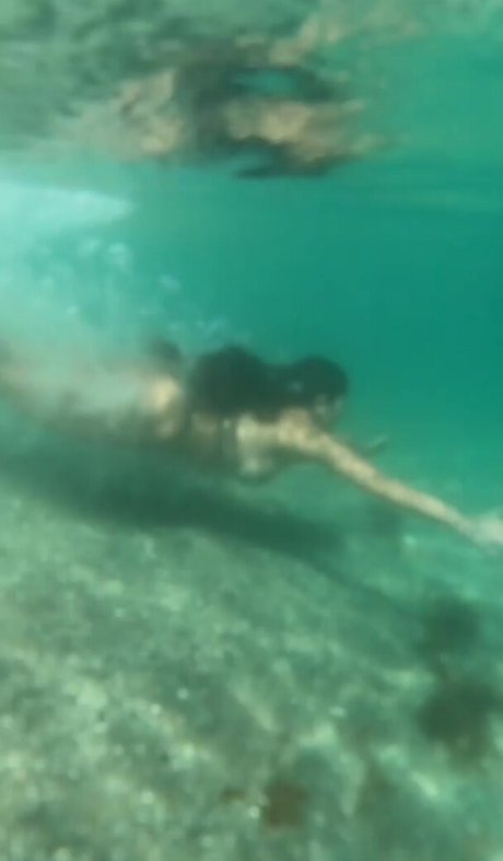 Aurobel Contreras exclusive star pictures