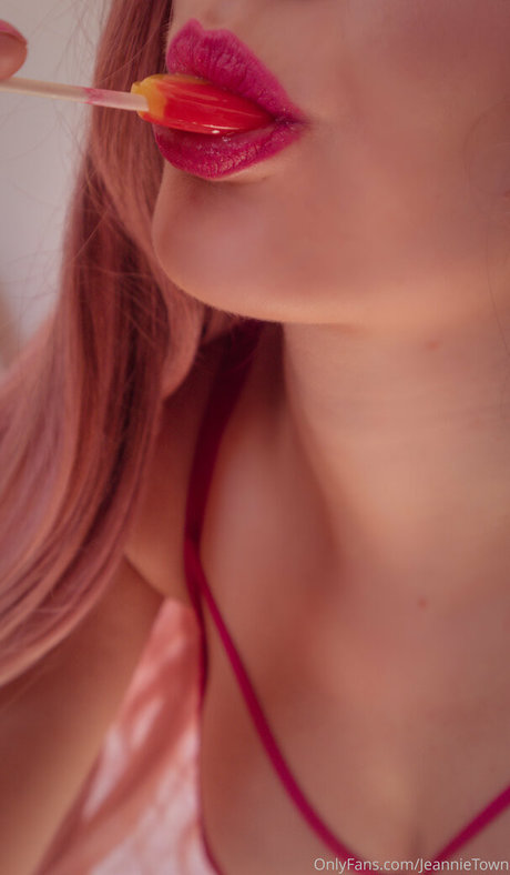 jeannietowndarkness adult model image