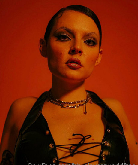 bb cloversworldfree pornstar exclusive photo