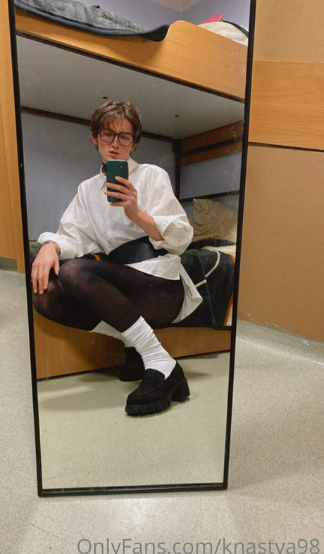 knastya98 sexy model image