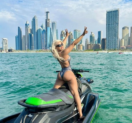 Thurriaa best pornstar pics