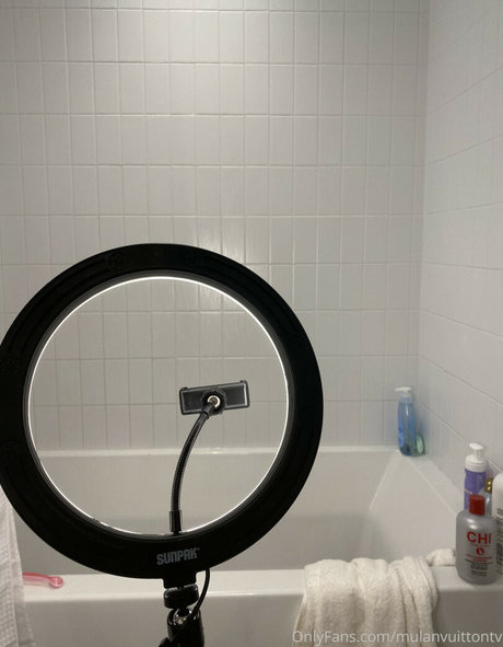 mulanvuittonvip pornstar hot galleries