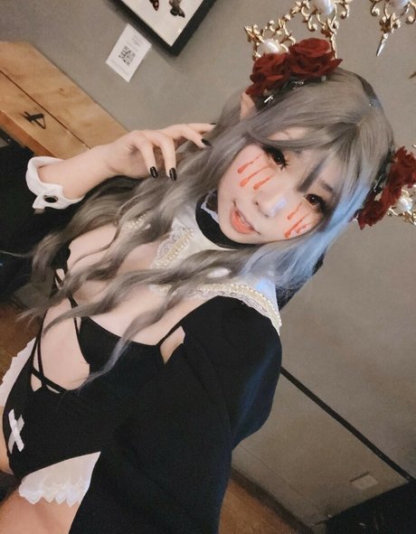 Synthisia pornstar top image