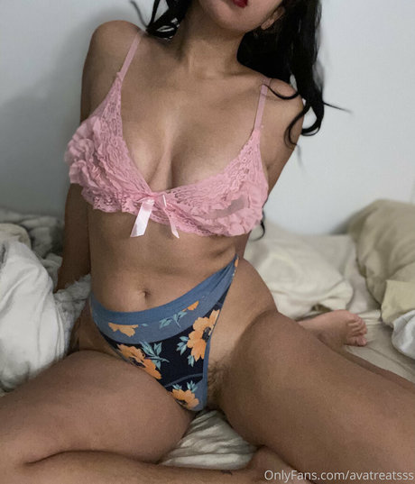 avatreatsss exclusive star picture