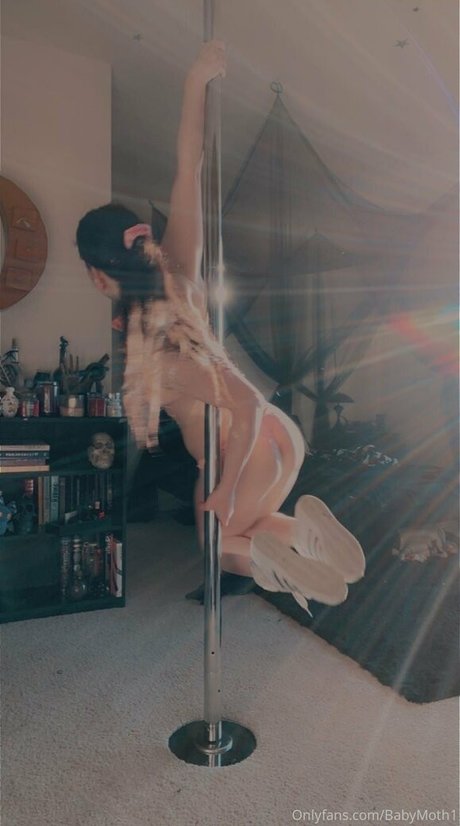 babymoth1 exclusive model photos