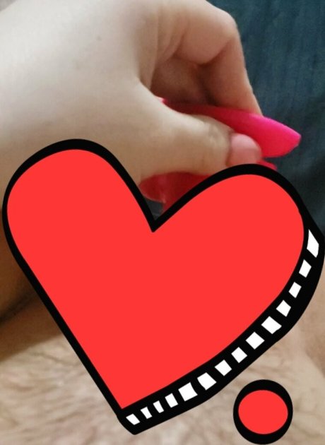 official hoodoowhore pretty pornstar pic