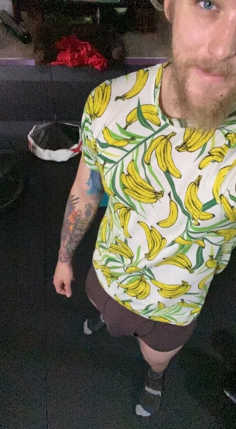 andregotbars model hd picture