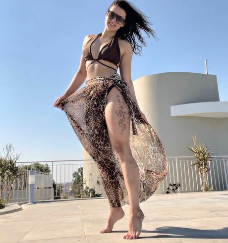 Daria Pajak sexy actress photos