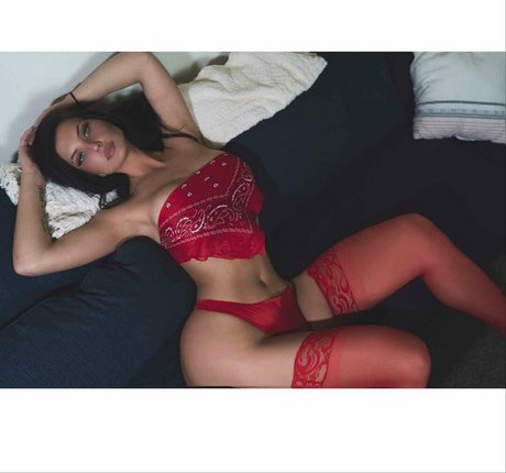 Veena Violetta art actress images