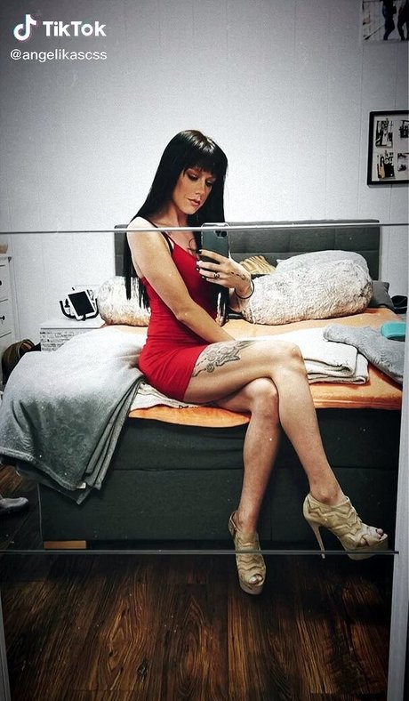 gelliii93_ pornstar photo