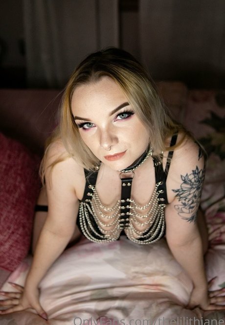 Lili Jane model hot photos