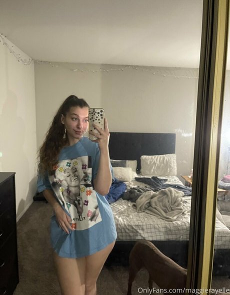 maggierayelle pornstar sexy img