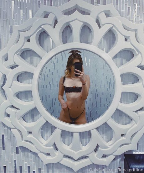 luna griffinn perfect actress images