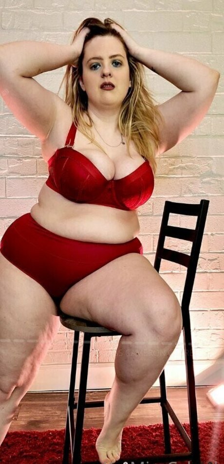 yesmisscabrel model art gallery